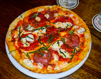 Zona 78 signature dishes Margherita Pizza
Pizzaboy
Chicken Alfredo